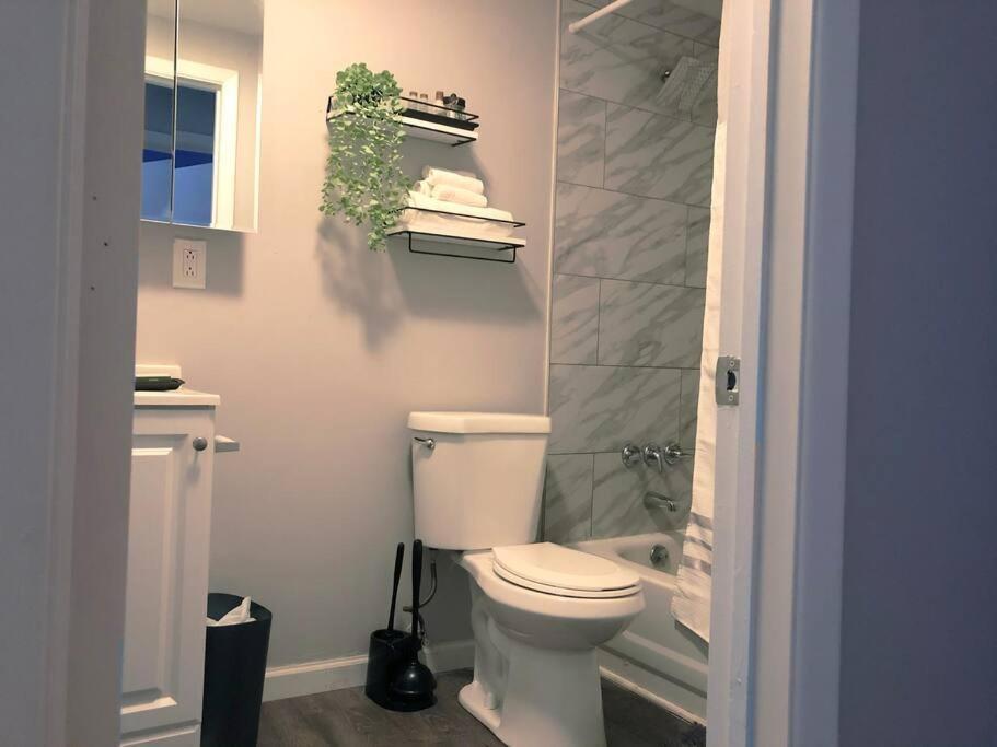 Downtown Cleveland -Modern First Floor Unit Apartment Bagian luar foto