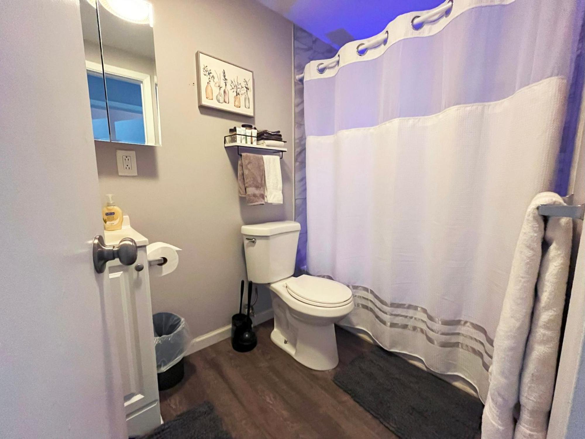 Downtown Cleveland -Modern First Floor Unit Apartment Bagian luar foto